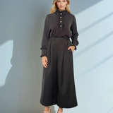 Bluză din voal cu volane la guler și mâneci negru