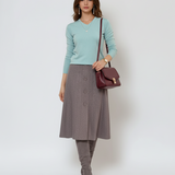 Pulover cu decolteu în V moale si confortabil aqua