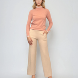 Pulover cu volan plisat roz