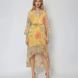Rochie asimetrică din voal cu print floral și cordon galben