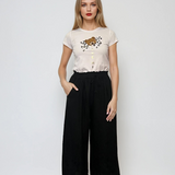Pantaloni 3/4 din in cu broderie florală și buzunare negru