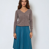 Jachetă basic cu decolteu ?i nasturi gri