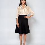 Cămașă din bumbac cu broderie pe umeri  și  croială lejeră alb