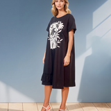 Rochie print florală cu strasuri și volan jos negru