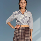 Cămașă cu dungi și flori croșetate gri