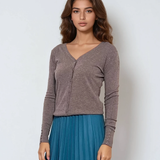 Jachetă basic cu decolteu ?i nasturi gri