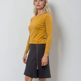 Pulover călduros cu guler rotund mustar