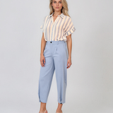 Pantaloni cu dungi și nasturi decorativi bleu
