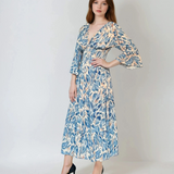 Rochie lungă cu print floral și mânecă clopot albastru jeans