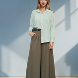 Pantaloni largi din vâscoză cu pense și curea inclusă kaki