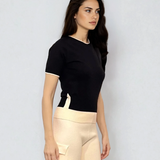 Pulover cu mânecă scurtă și bordură contrast negru