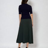 Pulover cu mânecă scurtă ?i nasturi aurii bleumarin