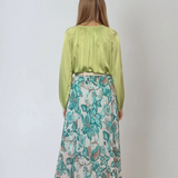 Fustă lungă plisată cu curea și print floral turcoaz