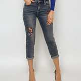 Blugi boyfriend cu fluturi brodati bleumarin