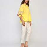 Bluză din bumbac cu dantelă florală la mâneci galben