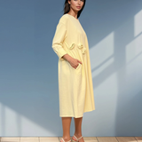 Rochie din bumbac cu flori aplicate și buzunare galben