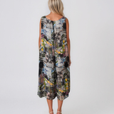 Rochie din mătase despicată în părți cu print negru