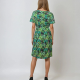 Rochie midi cu print floral și șnur în talie verde