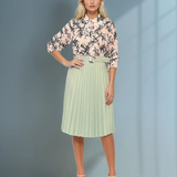 Bluză cu model catifea și jabou alb