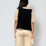 Vestă cu flori brodate negru