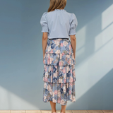 Bluză cu elastic la mânecă și nasturi bleu