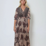 Rochie lungă cu imprimeu, decolteu adânc și plisată beige
