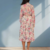 Rochie din voal cu print floral, legătură la guler și curea crem