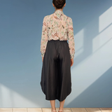 Bluză plisată cu print floral și mânecă lungă verde