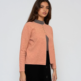 Jachetă tricotată cu nasturi aurii roz