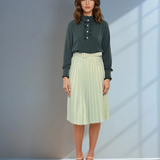 Bluză din voal cu volane la guler și mâneci verde