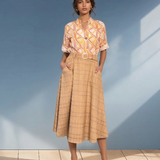 Fustă lungă cloș cu buzunare și carouri mustar