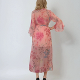 Rochie asimetrică din voal cu print floral și cordon roz