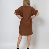 Rochie stil cămașă din in cu dungi maro
