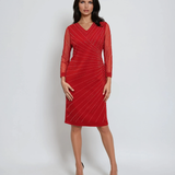 Rochie midi roșie cu mâneci din tulle decorate cu perle și strasuri rosu