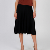 Fustă midi evazată din tricot negru PN139
