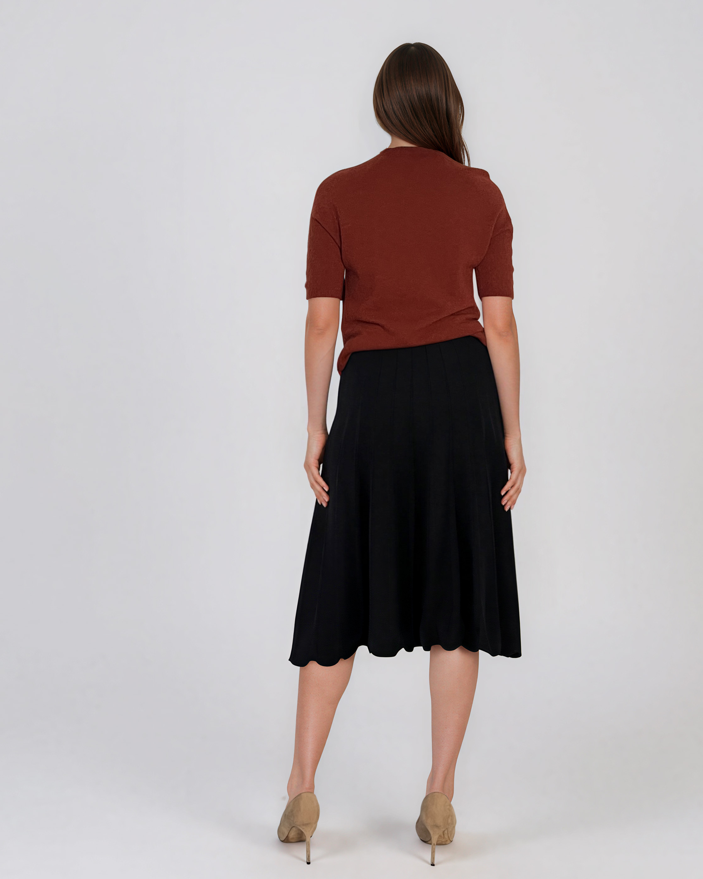 Fustă midi evazată din tricot negru PN139