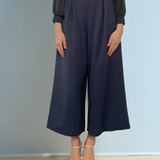 Fustă pantaloni cu pense și buzunare bleumarin 