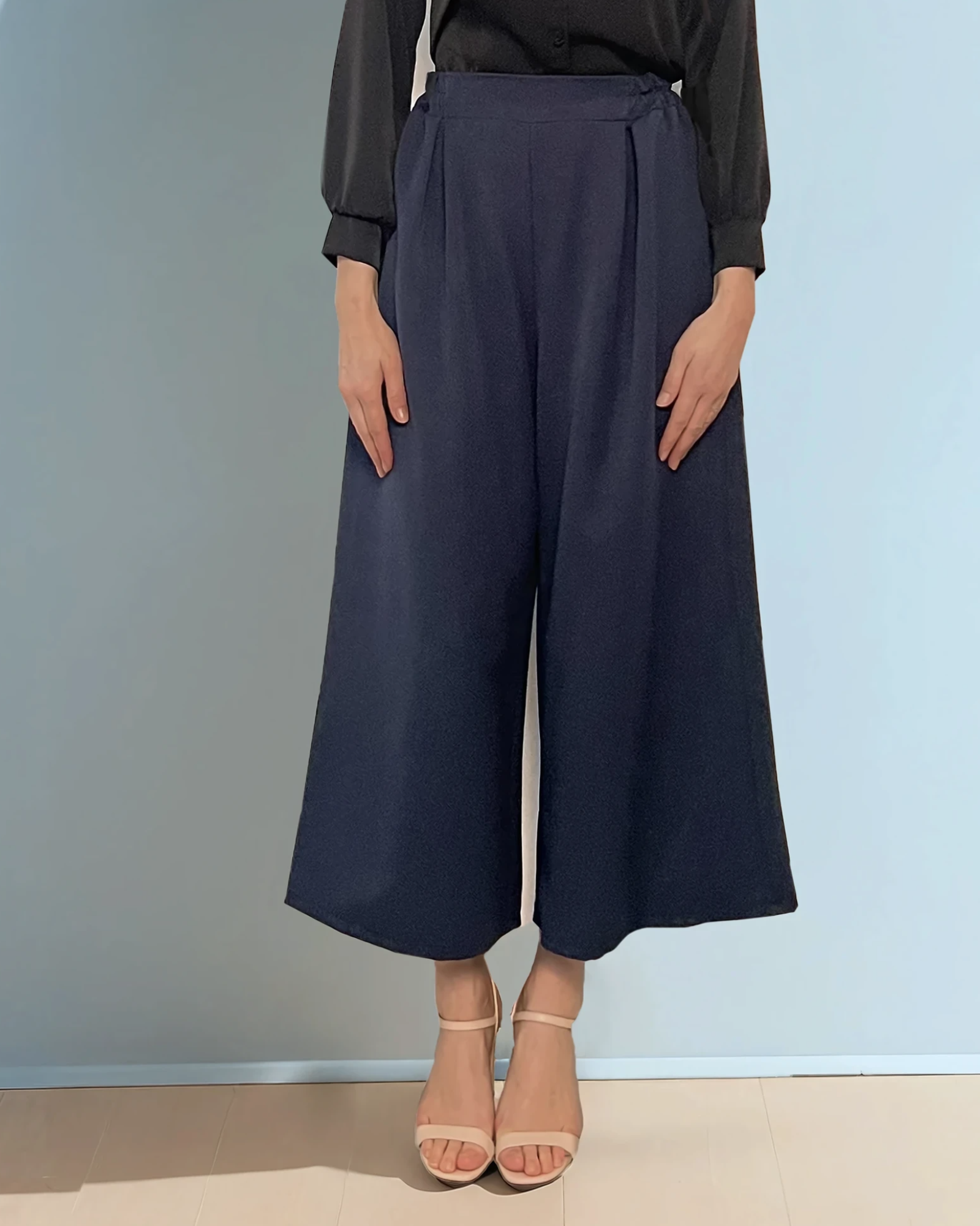 Fustă pantaloni cu pense și buzunare bleumarin 