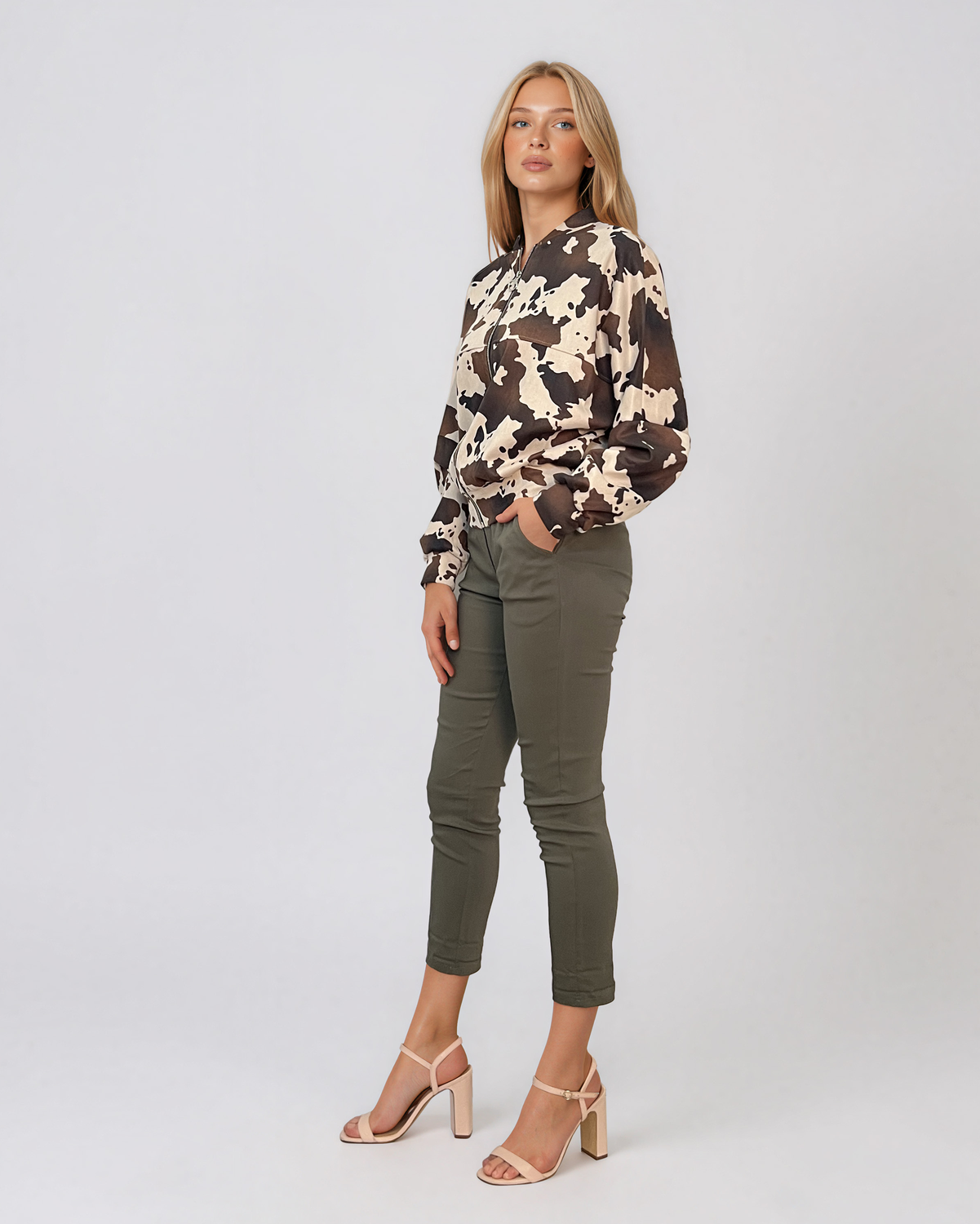 Jachetă bomber cu imprimeu animal print kaki HL223