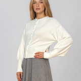 Jachetă din tricot cu nasturi şi mâneci bufante alb PN119