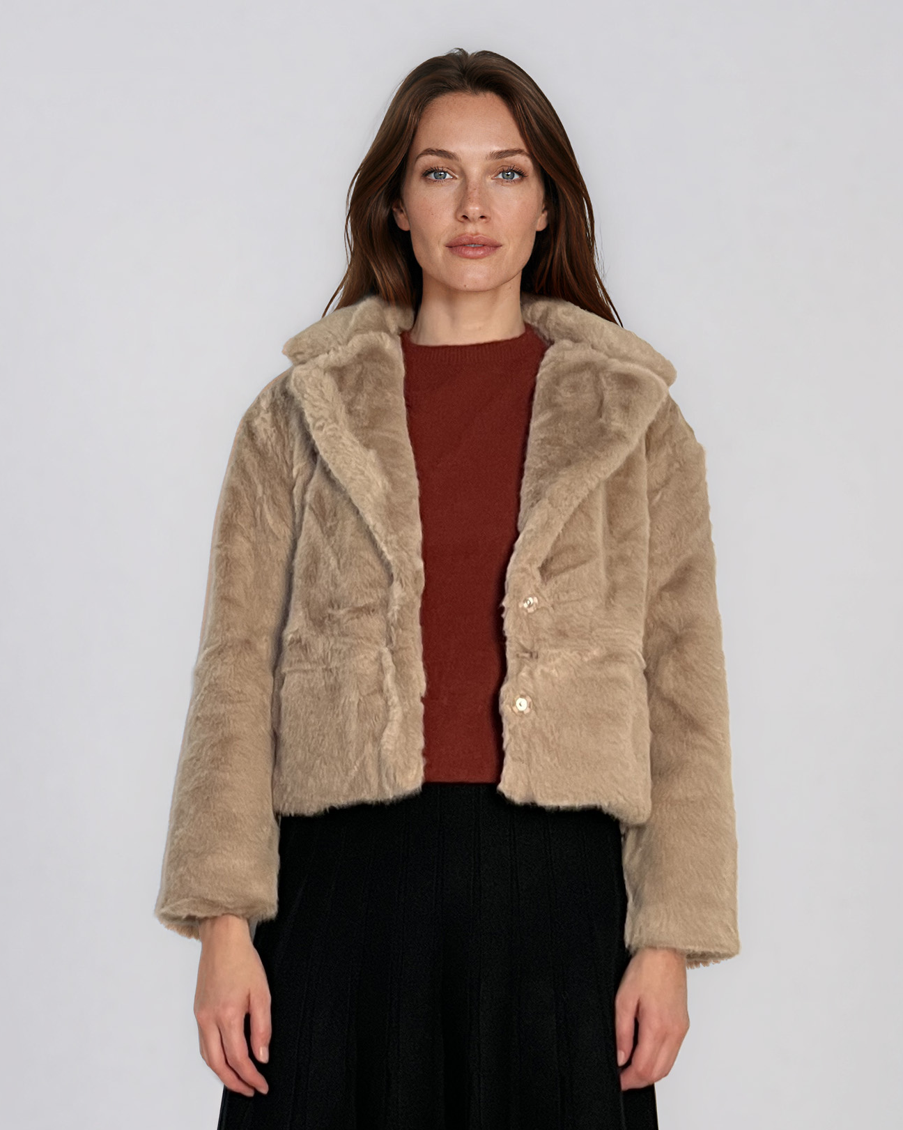 Jachetă scurtă din blană artificială beige PN153