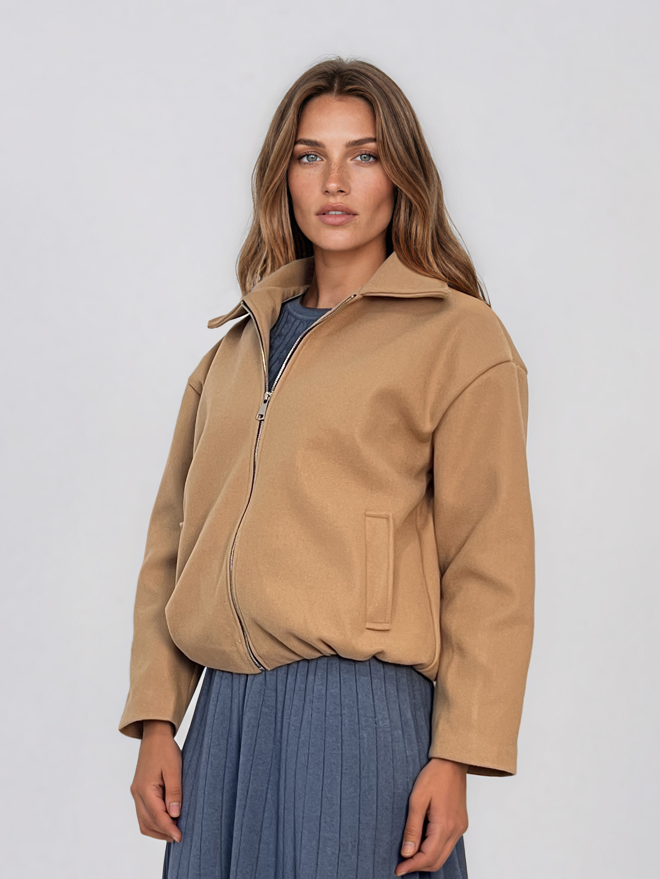 Jachetă scurtă tip bomber cu guler şi fermoar beige HL255