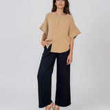 Jachetă tricotată cu nasturi şi mânecă scurtă largă beige PN106