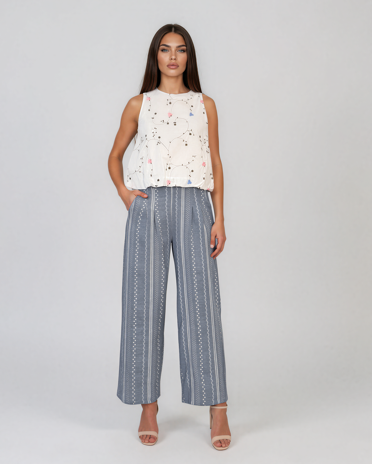 Maiou bufant cu broderie colorată alb-roz HL118