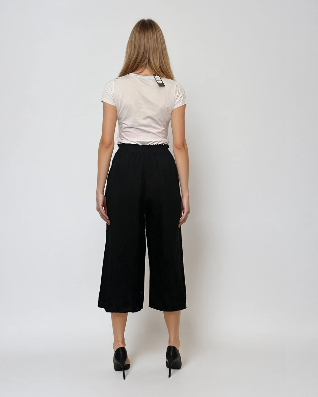 Pantaloni 3/4 din in cu broderie florală și buzunare negru 
