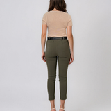 Pantaloni conici eleganți cu manșetă și curea kaki HL237
