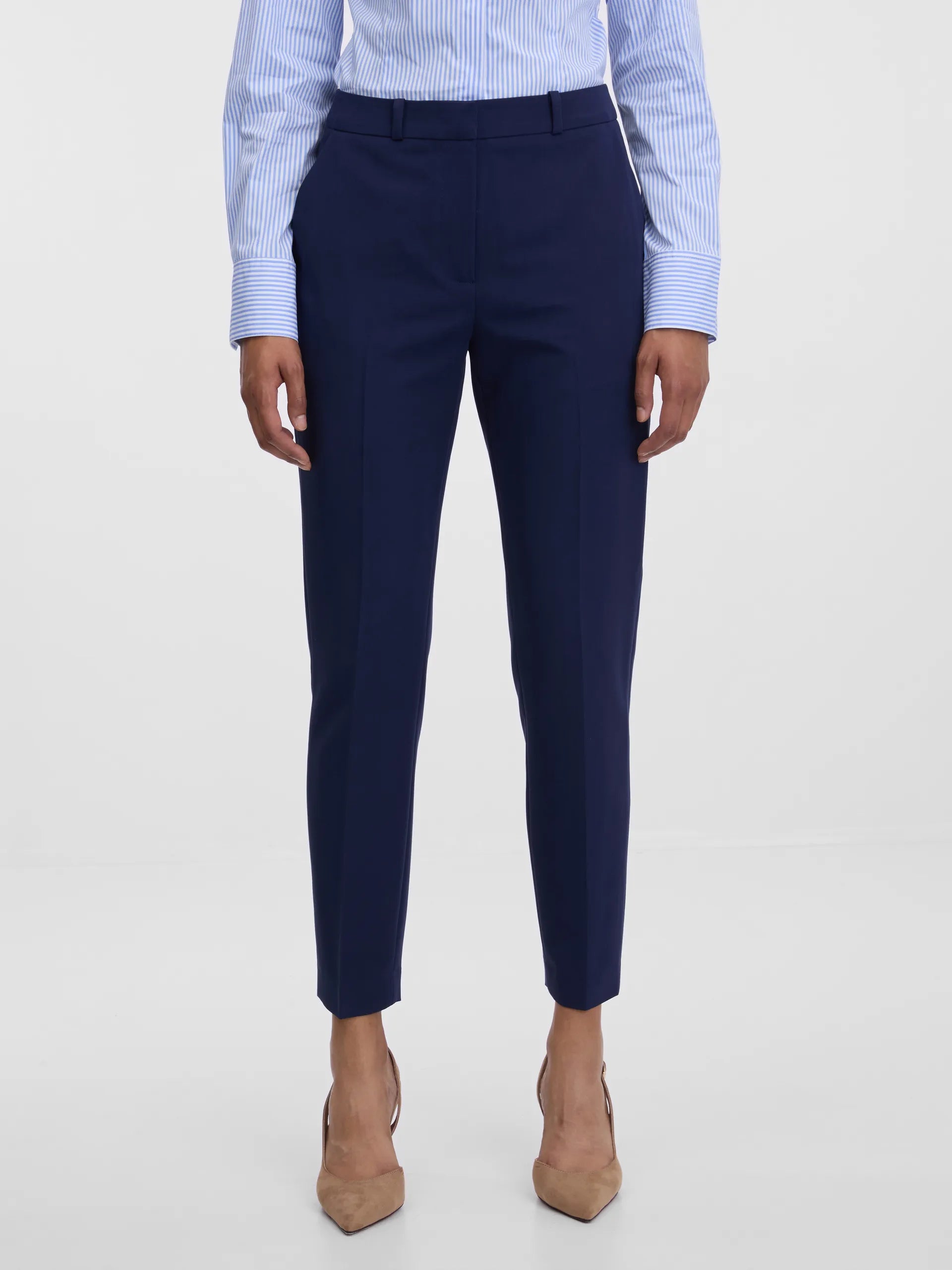 Pantaloni conici ORSAY bleumarin ORS015