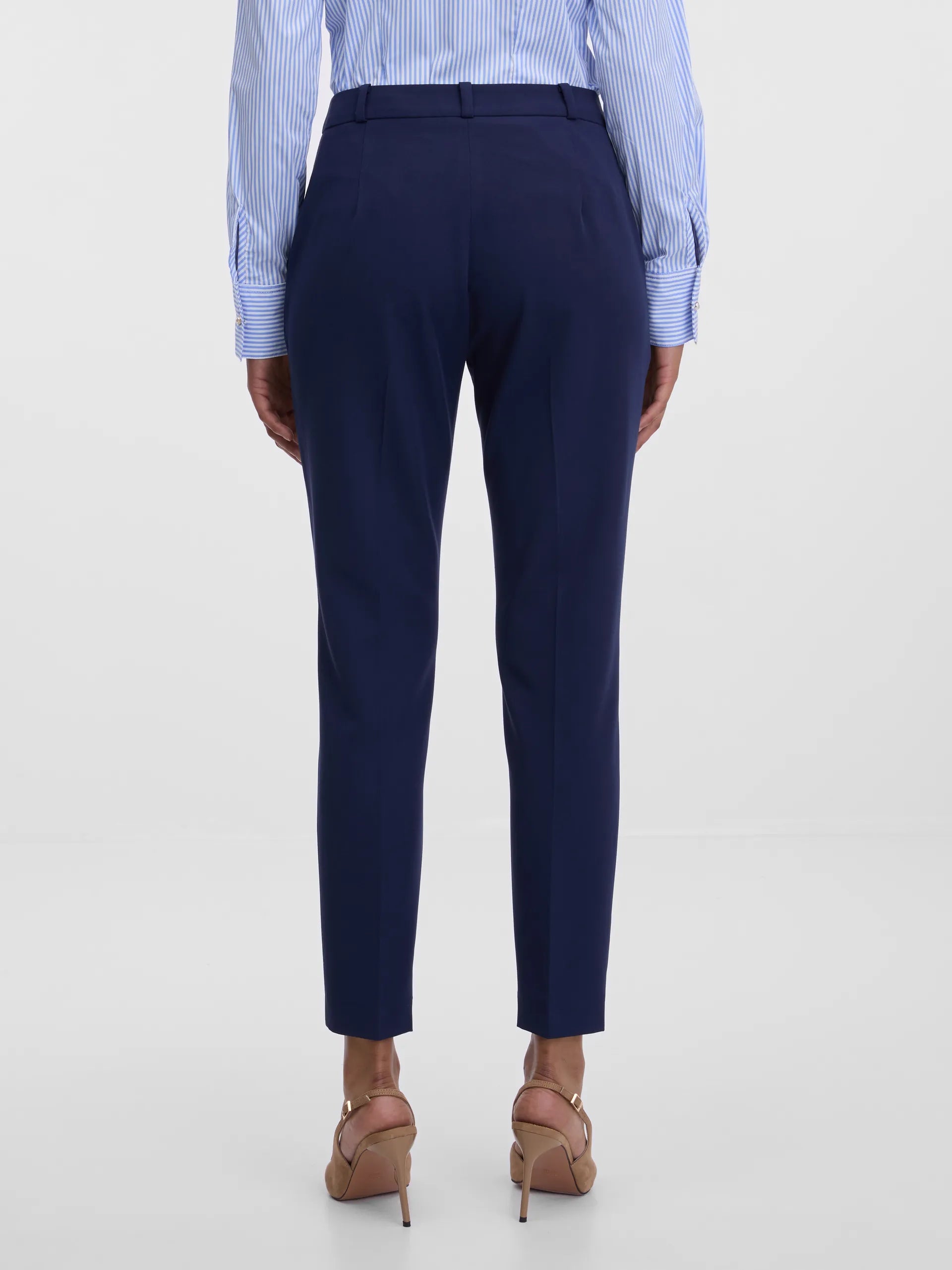 Pantaloni conici ORSAY bleumarin ORS015