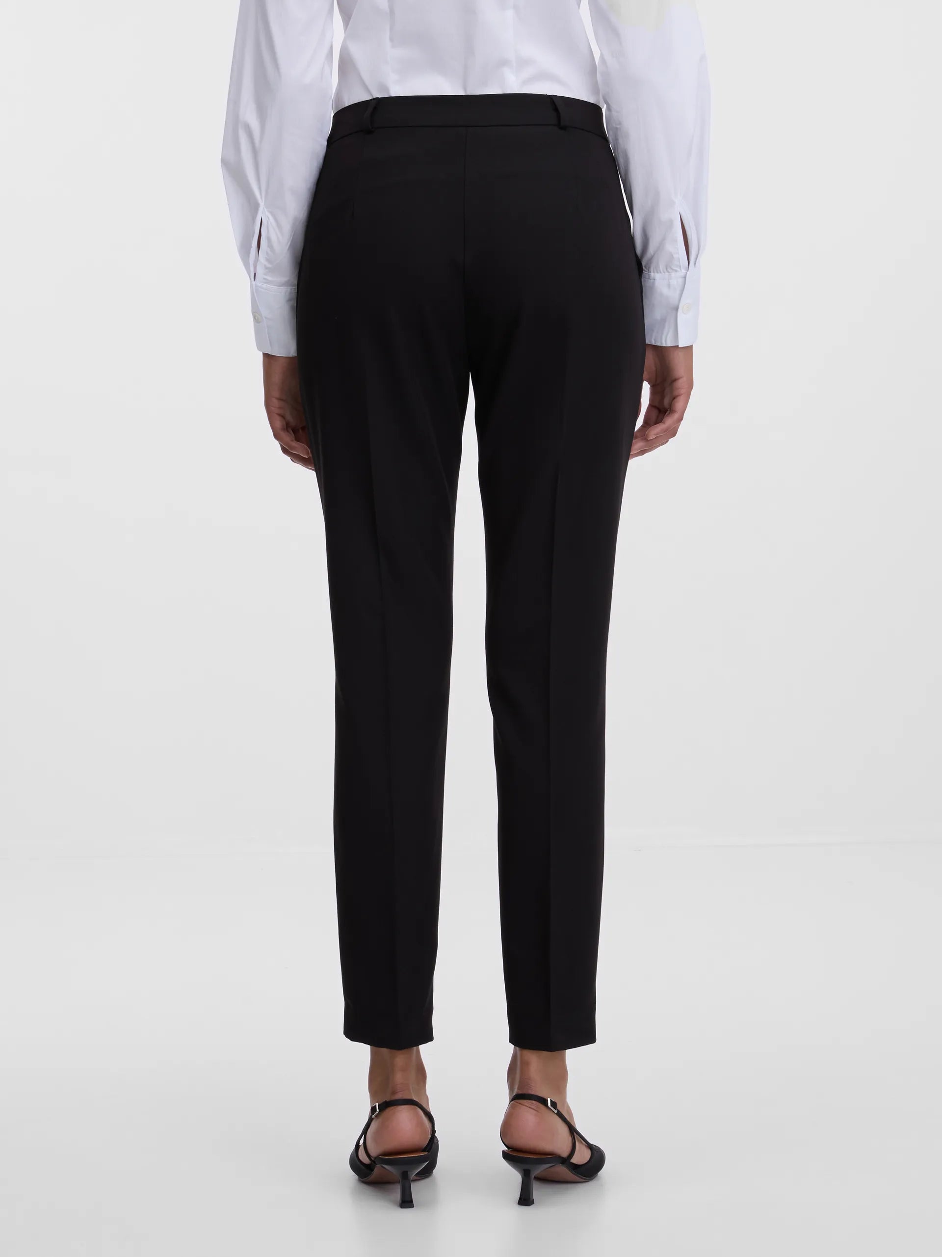 Pantaloni conici ORSAY negru ORS015