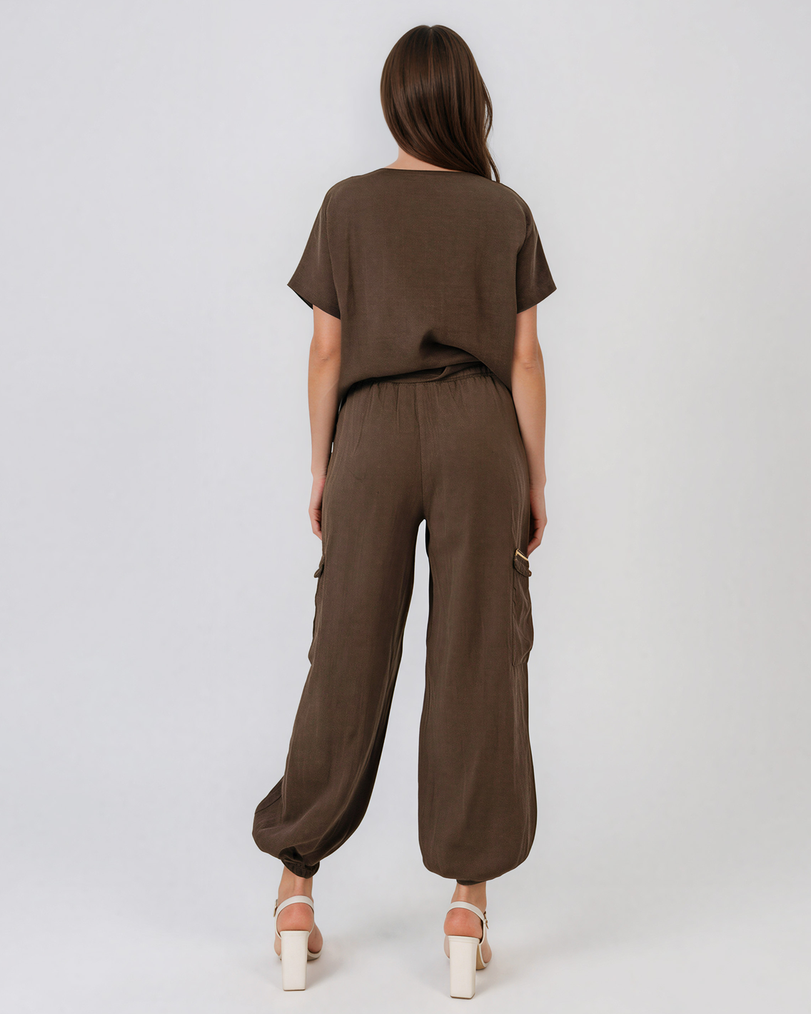 Pantaloni din in cu buzunare laterale și franjuri maro PN008